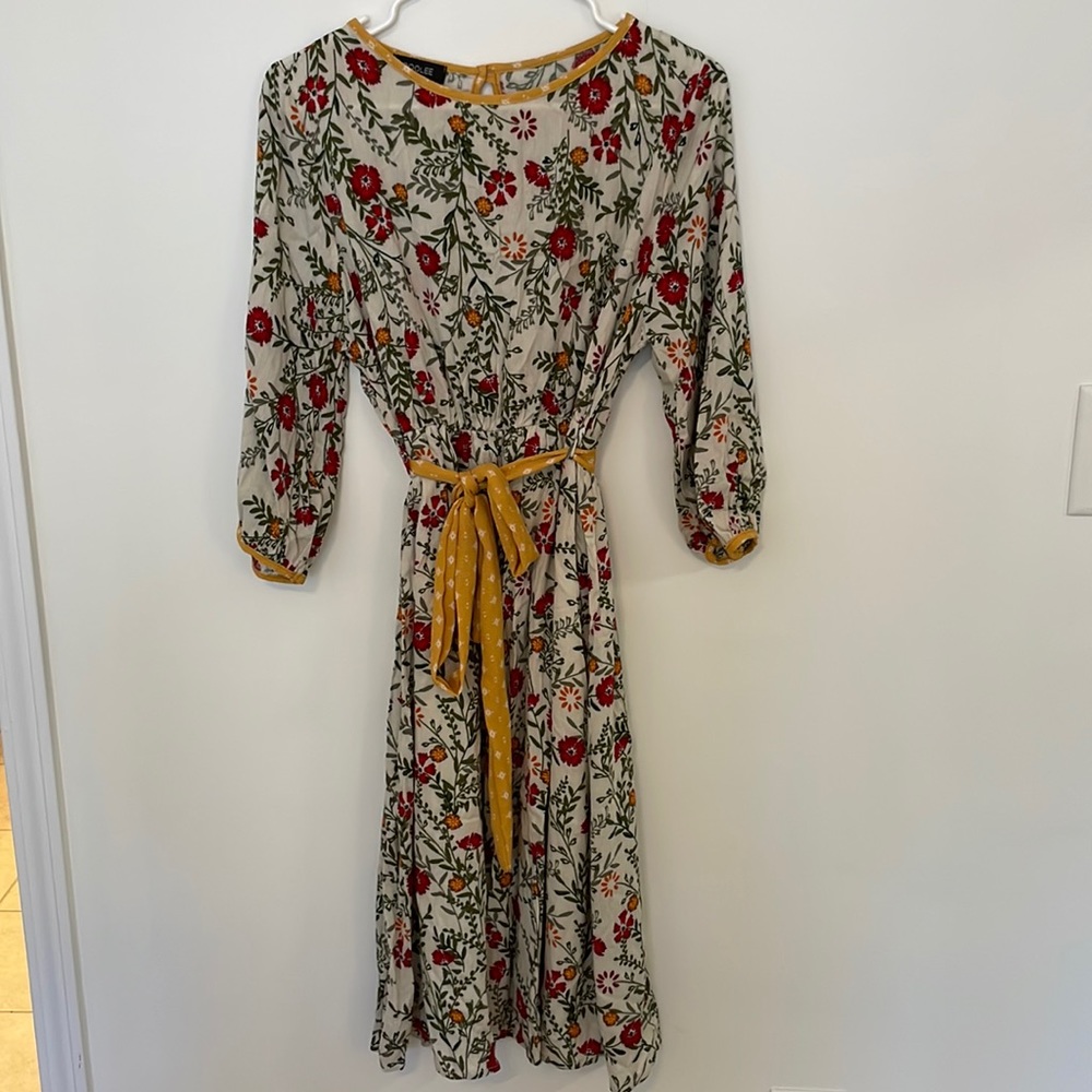Roolee 3/4 Sleeve Floral MIDI Dress M